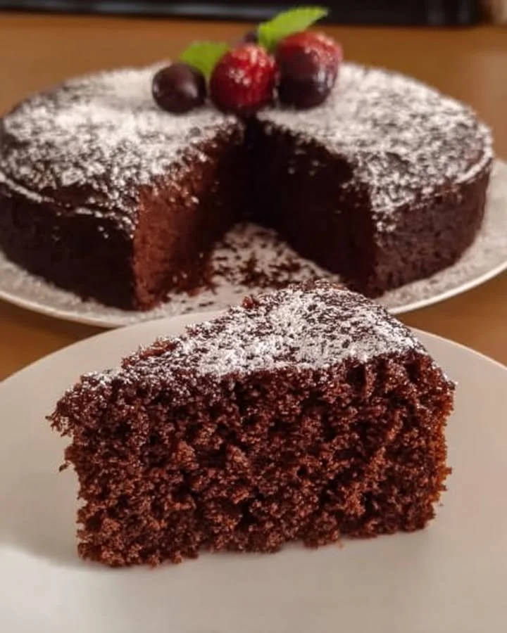 Torta 12 Cucchiai pronta da servire con decorazioni colorate